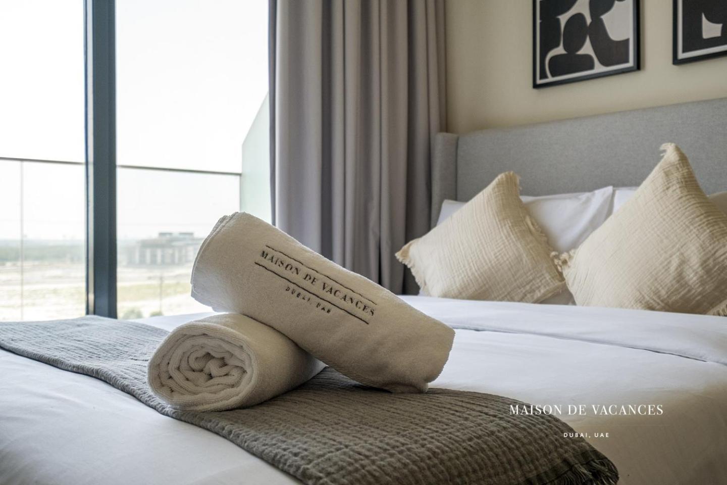 Apartment Cozy In Azizi Riviera- Enjoy Modern Comfort
